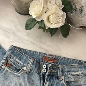 Miss Me Blue Distressed Jeans 👖 Size 27